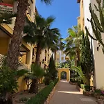 Tranquilo, Aldea Del Mar