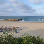 Tranquilo, Aldea Del Mar
